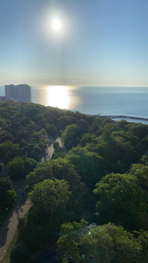 Aparts Panorama Sea Apartment Odesa Exterior photo